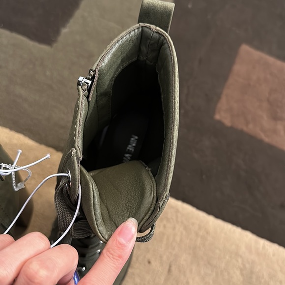 Nine West velvet green high lace up boots sliver logo front quilted new with tag - Picture 8 of 8